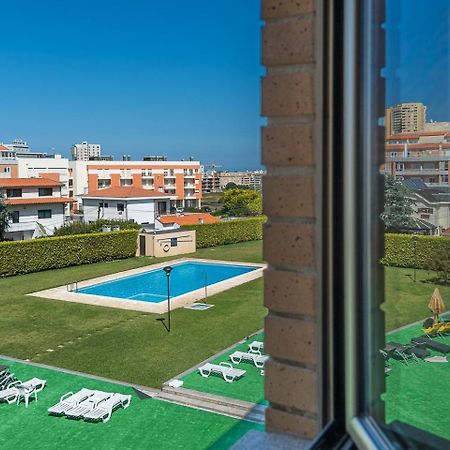 Guestready - Luxe Living By The Pool Apartamento Póvoa de Varzim Exterior foto