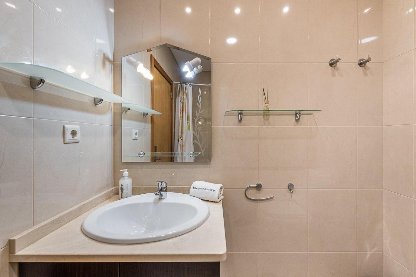 Guestready - Luxe Living By The Pool Apartamento Póvoa de Varzim Exterior foto