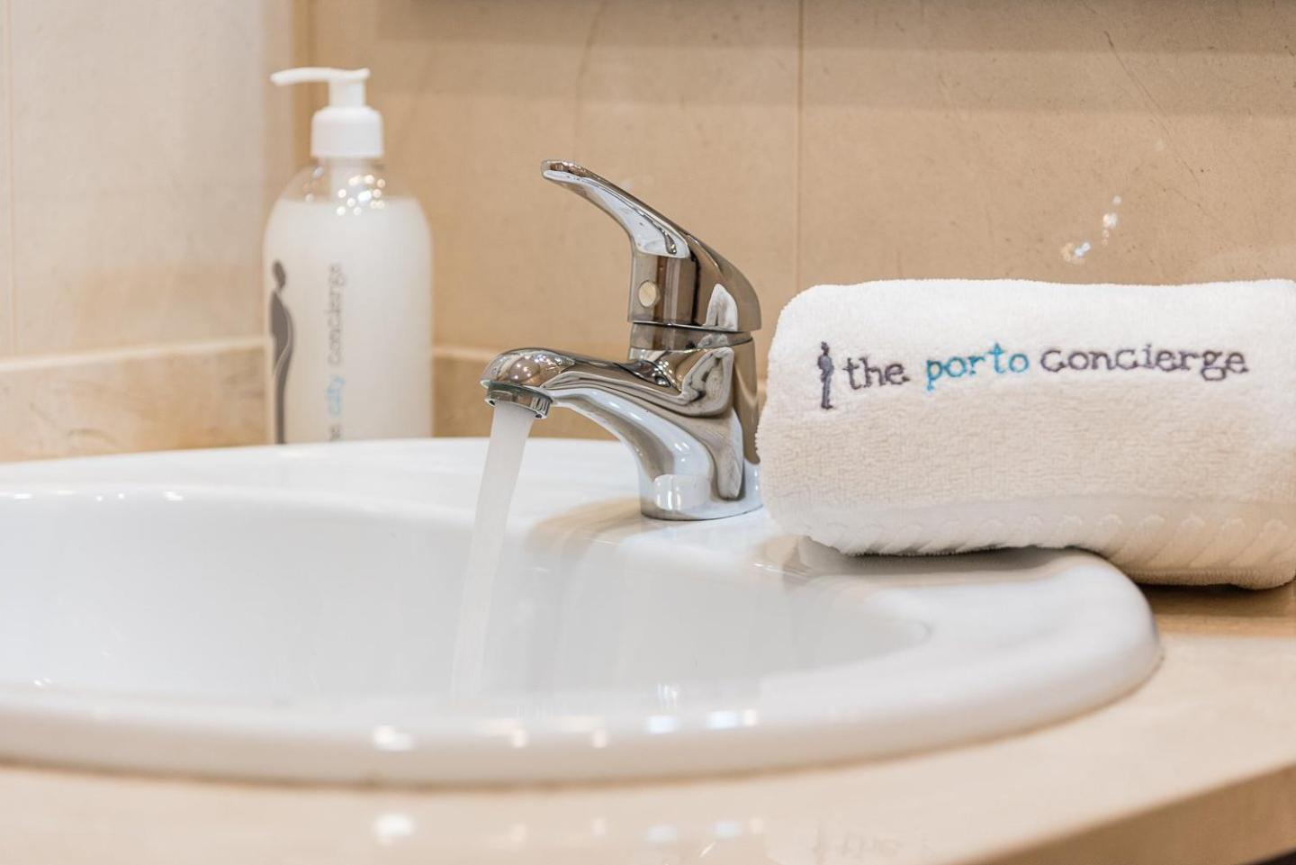 Guestready - Luxe Living By The Pool Apartamento Póvoa de Varzim Exterior foto
